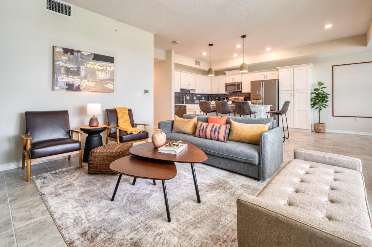 Modern Apartment With Mickey Themed Bedroom Kissimmee Eksteriør billede